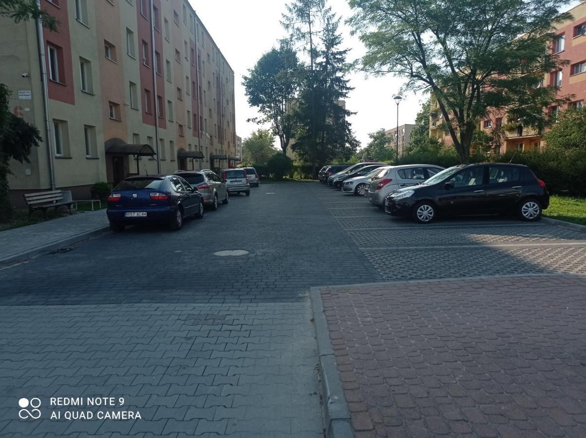Apartament Na Parterze Stalowa Wola Exterior foto